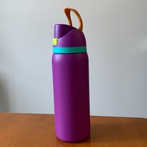 Owala free sip water bottle brand new